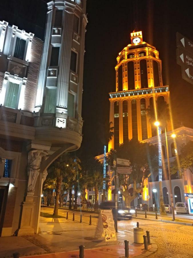 Batumi Apartment In Front Of Sheraton Eksteriør billede